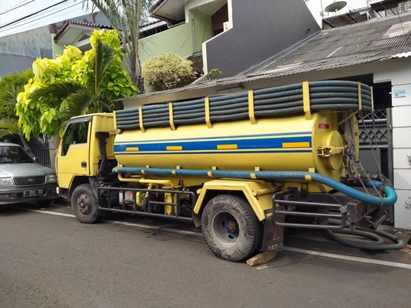 sedot wc id pulo gadung jakarta timur (1)