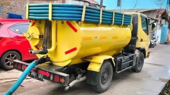 sedot wc jatinegara jakarta timur