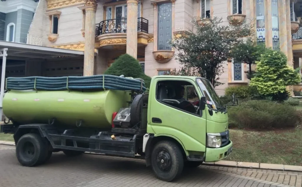 sedot wc terdekat pulo gadung jakarta timur