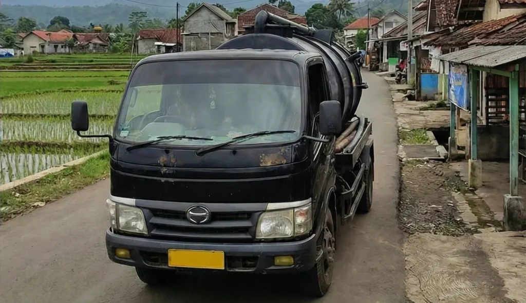 tukang jasa sedot wc Cisoka Tangerang